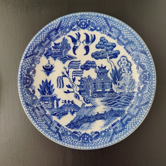 4 unbranded | transferware | Blue Willow pattern plates (saucers) 🔵⚪ - Picture 4 of 8